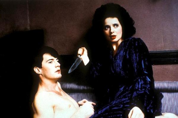 Kyle MacLachlan and Isabella Rosselini in Blue Velvet