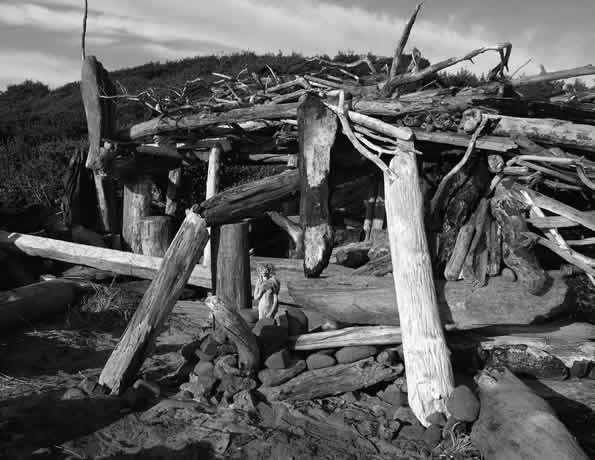 photo spread from Driftwood Forts of the Oregon Coast