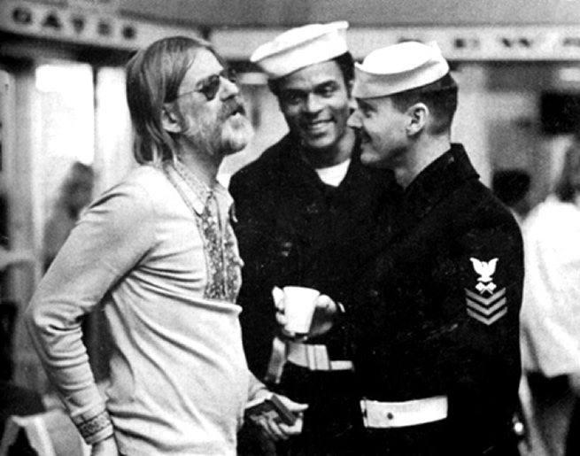 Hal Ashby, Otis Young, and Jack Nicholson on the set of "The Last Detail"