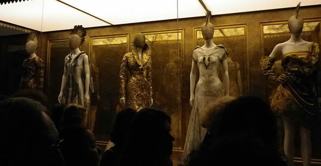 Alexander McQueen: Savage Beauty