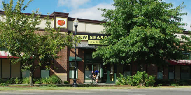 A New Seasons Market grocery store